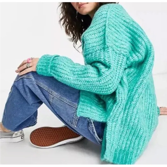 #181 New! Free People ๐ธFIRM Chunky Oversized SweaterNWT - Picture 3 of 10